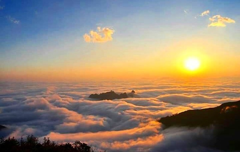 Mặt trời lặn mấy giờ​